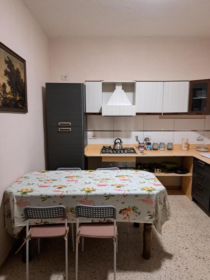 Olivier House Mellieha Villa Bagian luar foto